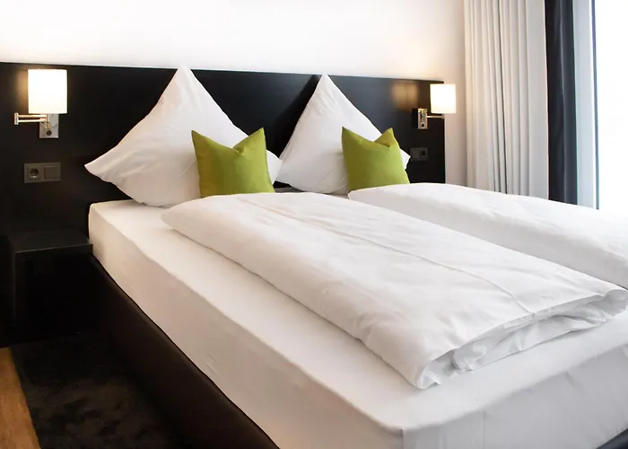 Hotell Mrd By Wmm Marktrodach